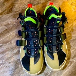 Nike men’s size 8 shoes